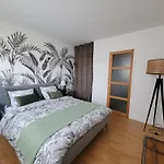 Les Voiliers 库尔瑟勒·苏尔·梅尔