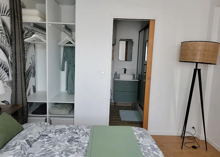 Les Voiliers Apartament *